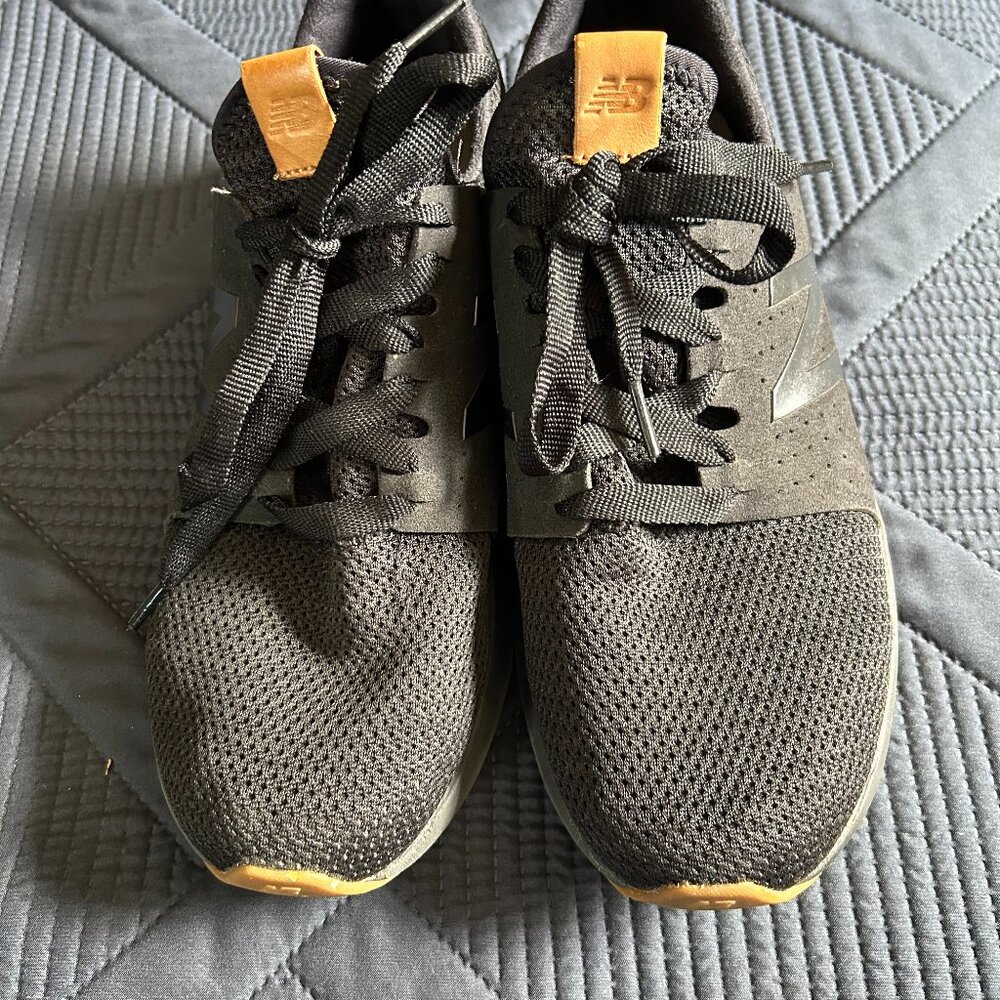 New Balance Fresh Foam Sport in black size 10 1/2